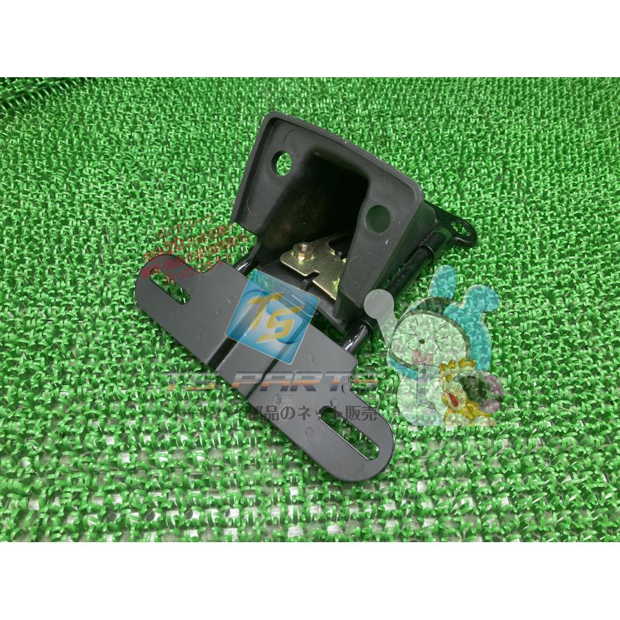 KV250 テールライトブラケット 在庫有 即納 カワサキ 純正 新品 バイク 部品 廃盤 在庫有り 即納可 車検 Genuine 64 カワサキ（Kawasaki） KV250 テールライトブラケット 在庫有 即納 純正