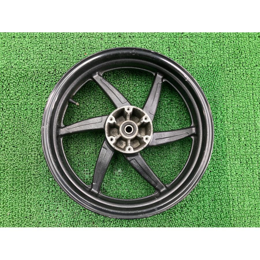 GT250Ｒ リアホイール ヒョースン(HYOSUNG) 純正 バイク 部品 歪み無し 振れ無し 修復素材に ペイント素材に 車検 Genuine 【中古】 71 GT250R リアホイール ヒョースン(HYOSUNG) 純正 中古 バイク 部品