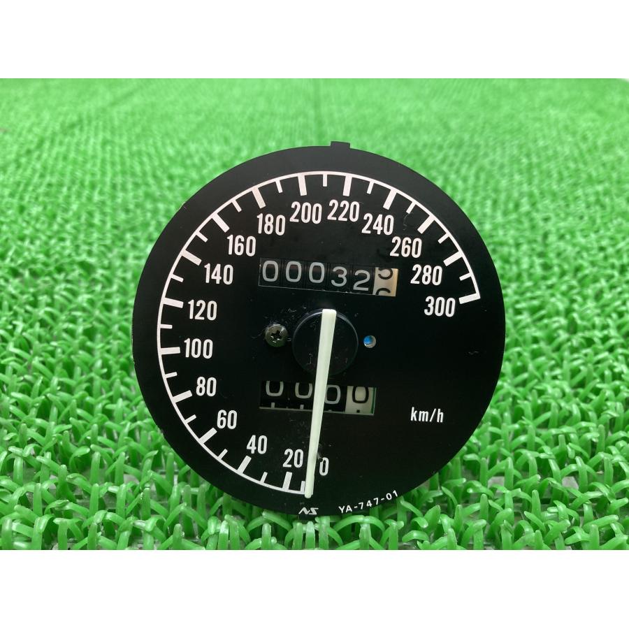 Tzr250 スピードメーター Ya 747 01 社外 300キロフルスケールメーター Fzr250r Fzr400rにも 割れ欠け無し カスタム素材に Vestnik Rosnou Ru
