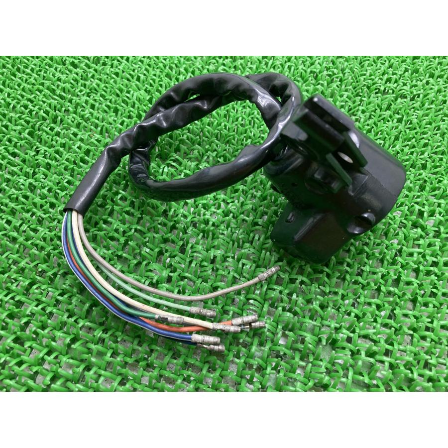 ホンダ CB750K ハンドルスイッチ 左 HM-11QB-T 純正 中古 バイク ホンダ CB750K ハンドルスイッチ 左 HM-11QB-T 純正 中古 バイク