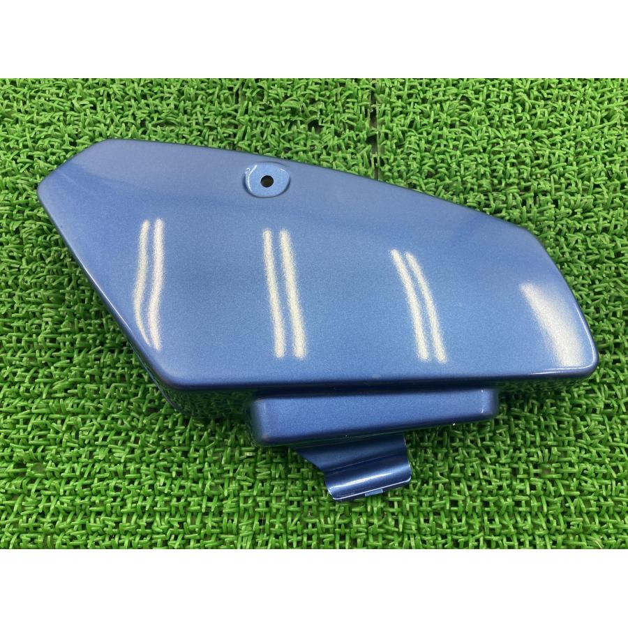 ホンダ（HONDA） スーパーカブ50カスタム サイドカバー 右 青 在庫有