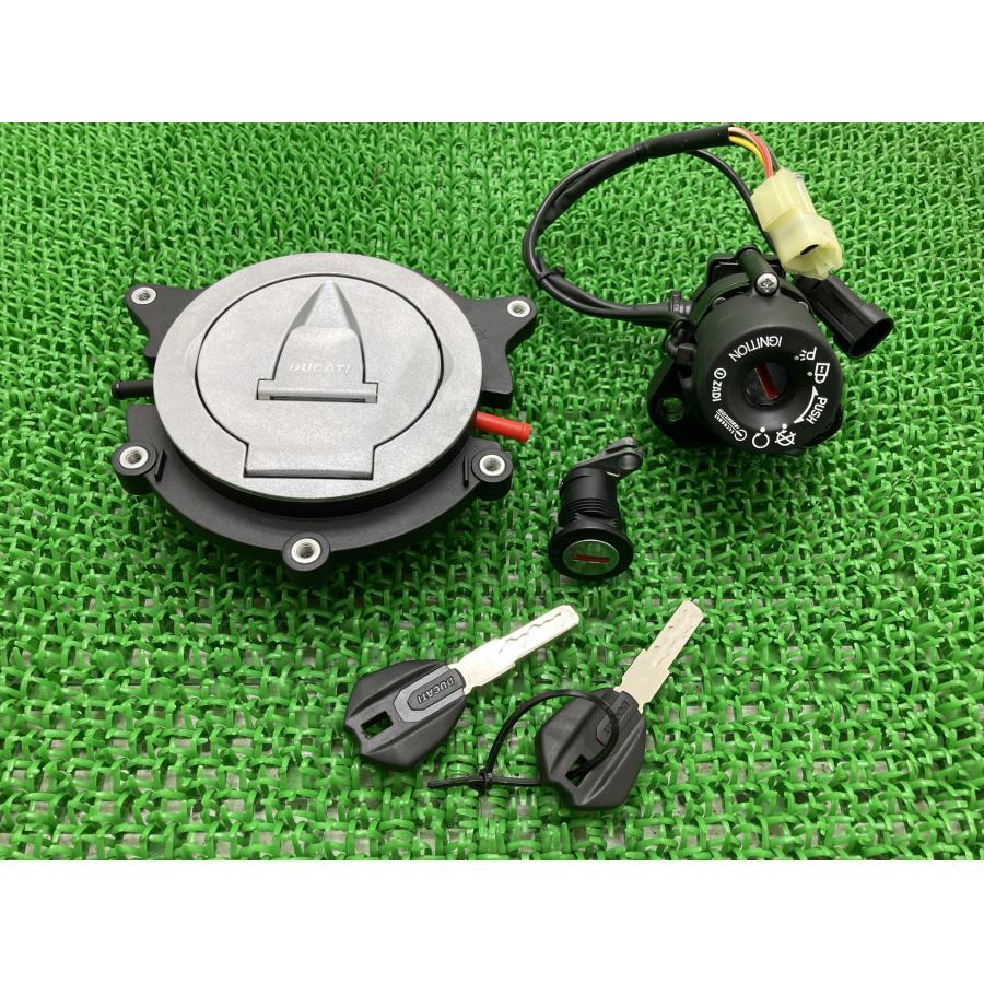 ☆専用のお品です☆ モンスター696 ロックセット 59820621C ドゥカティ 純正 中古 バイク