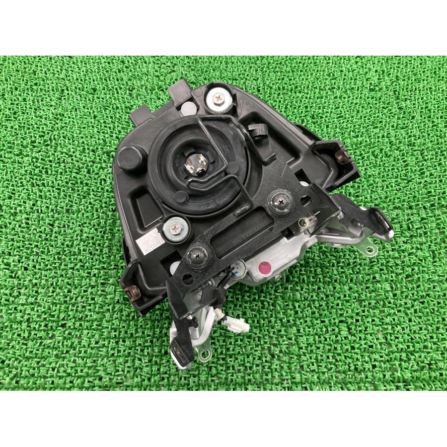 ヤマハ発動機 MT-25 ヘッドライト 18760 ヤマハ 純正 中古 バイク 部品