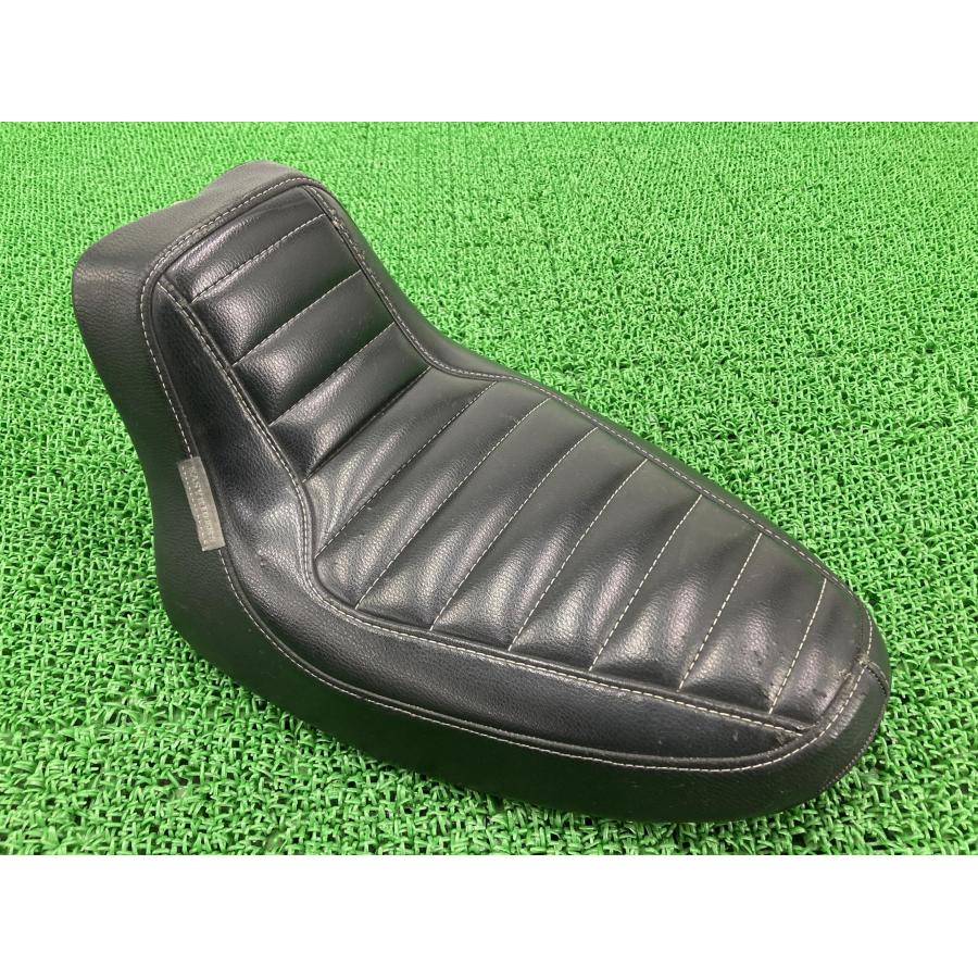 イージーライダース製ハーレー シート 社外 中古 バイク 部品 イージーライダース製ハーレー シート 社外 中古 バイク 部品