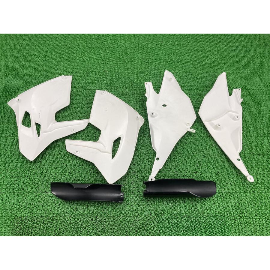 G450X 外装セット 白 BMW 純正 中古 前後フェンダー 左右サイドカバー
