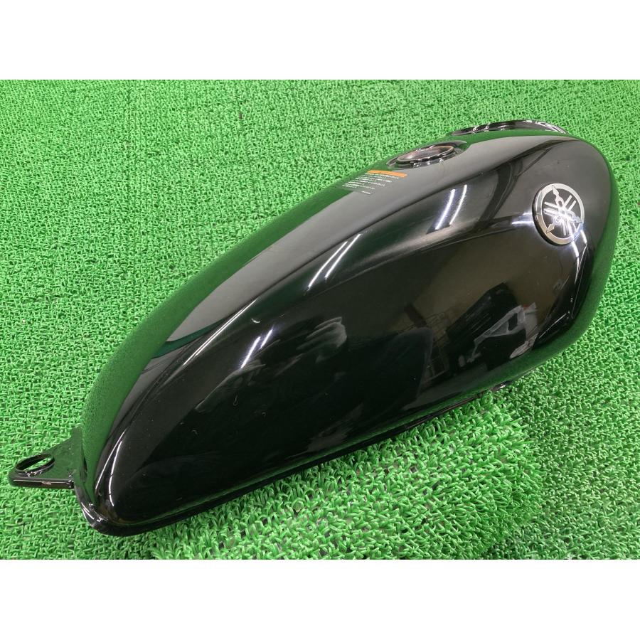 ヤマハ発動機 SR400 タンク 黒 ヤマハ 純正 中古 バイク 部品 激 ヤマハ発動機 SR400 タンク 黒 ヤマハ 純正 中古 バイク 部品 激