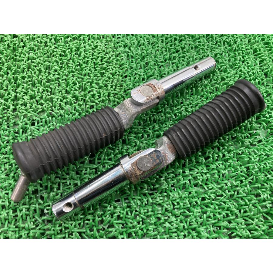 XL1200V ステップ 左右 ハーレー 純正 バイク 部品 コケキズなし 修復素材に ノーマル戻しに そのまま使える 車検 Genuine 【中古】 84 XL1200V ステップ 左右 ハーレー 純正 中古 バイク 部品 コケキズなし