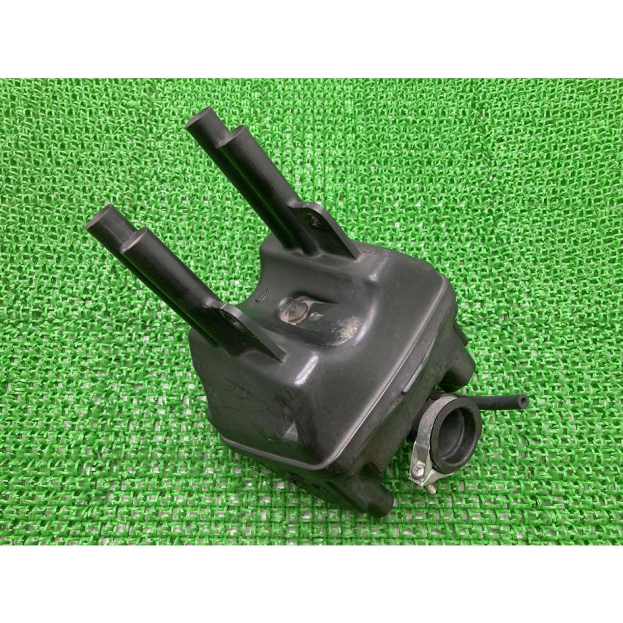 スーパーカブ50 エアクリーナーボックス Gbj ホンダ 純正 中古 バイク 部品 01 穴あけ加工済み そのまま使える カスタム素材に ティーエスパーツ 通販 Yahoo ショッピング