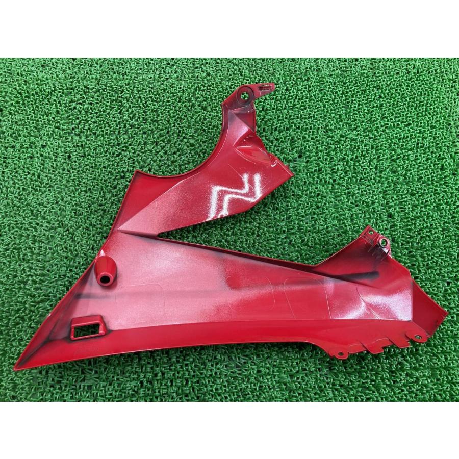 ホンダ（HONDA） CBR650F アンダーカウル 右 赤 64280-MKN-D100 純正