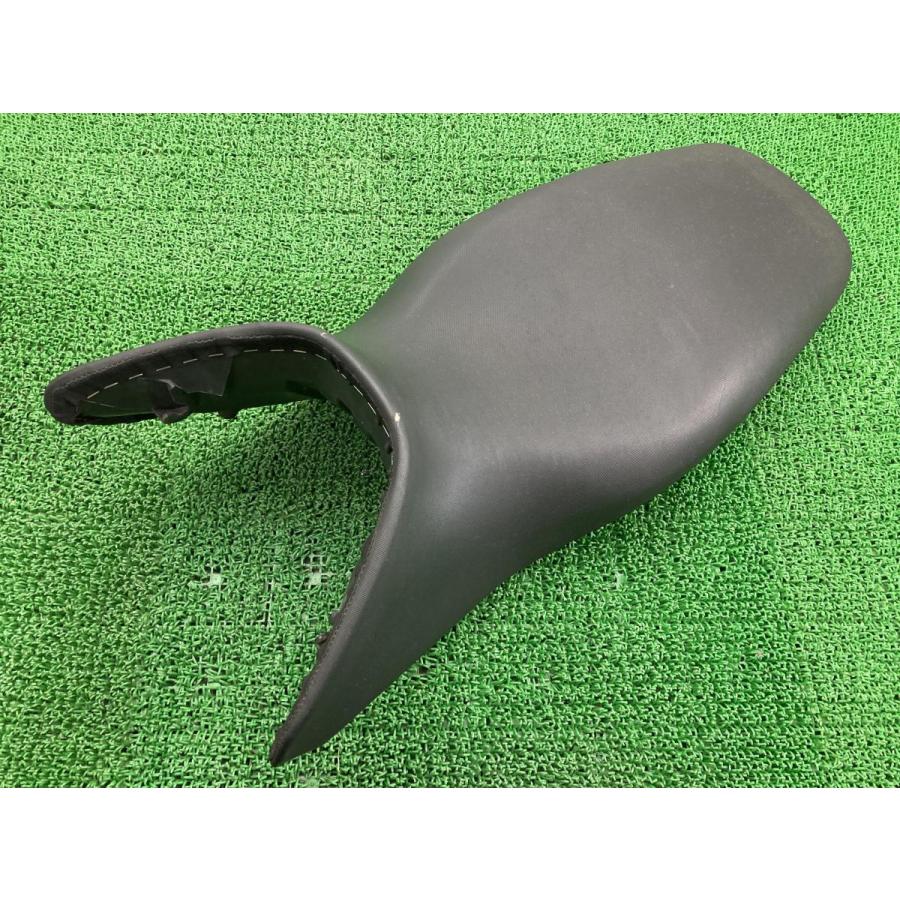F650GS シート 52.53-7651959  純正 バイク 部品 修復素材に 張替えベースに 車検 Genuine 【中古】 13 F650GS シート 52.53-7651959 BMW 純正 中古 バイク 部品 修復素材に