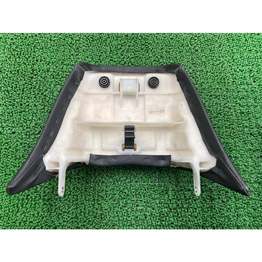 専用です！ ヤマハ発動機 V-MAX タンデムシート ヤマハ 純正 中古 バイク