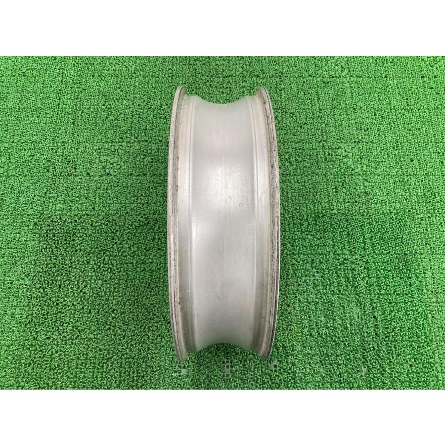 スズキ（SUZUKI） SV650 リアホイール 銀 B0F 純正 中古 バイク 部品