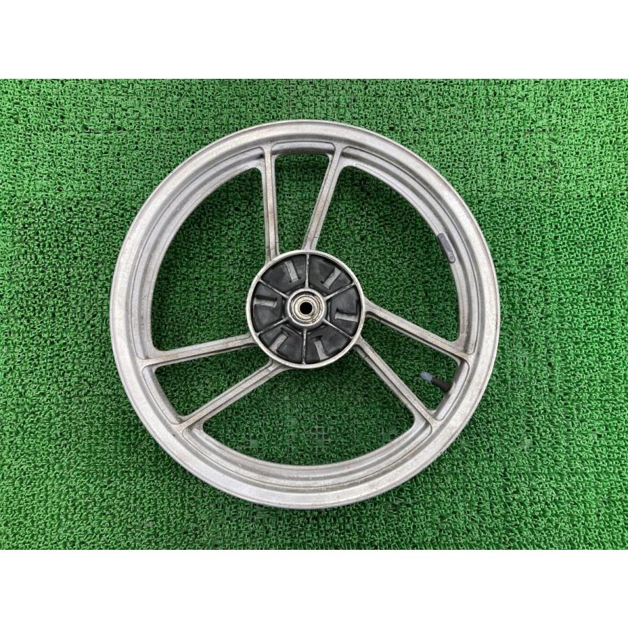 GSX-R400 リアホイール スズキ 純正 バイク 部品 GK71B 割れ欠け無し 曲がり無し 修復素材に 車検 Genuine 【中古】 45 スズキ（SUZUKI） GSX-R400 リアホイール 純正 中古 バイク 部品 GK71B