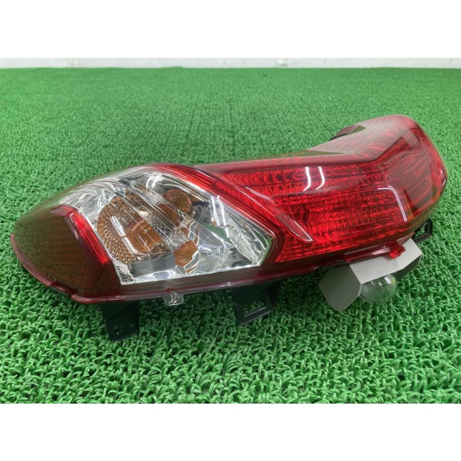 ヤマハ発動機 マジェスティ250 テールランプ SG20J-013*** ヤマハ 純正