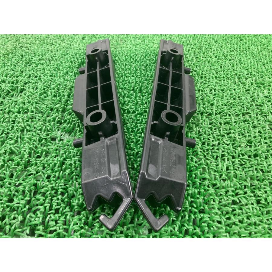 ヤマハ発動機 MT-09トレーサー パニアケースステー 左右 2PP-2164J-00