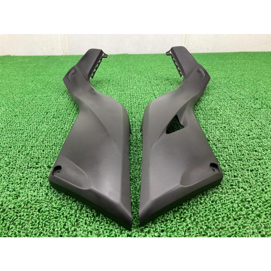 ヤマハ発動機 X-MAX サイドカウル 左右 B74-F1711-00/B74-F1721 ヤマハ発動機 X-MAX サイドカウル 左右 B74-F1711-00/B74-F1721