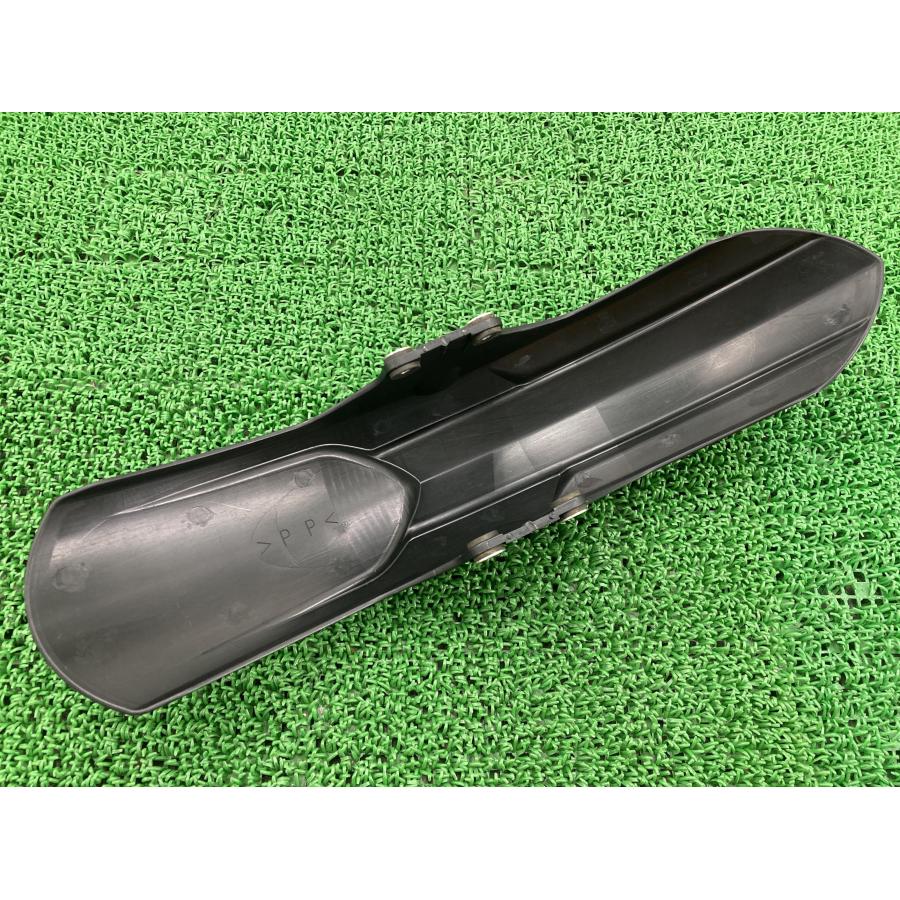ヤマハ発動機 トリッカー フロントフェンダー 黒 ヤマハ 純正 中古