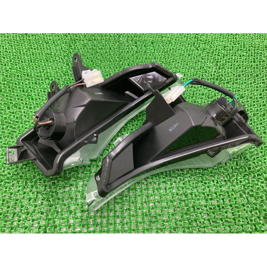 T-MAX ウインカー 左右 50R-00-1910 ヤマハ 純正 バイク 部品 SJ12J 割れ欠け無し そのまま使える ノーマルウインカー 【中古】 9 ヤマハ発動機 T-MAX ウインカー 左右 50R-00-1910 ヤマハ 純正 中古
