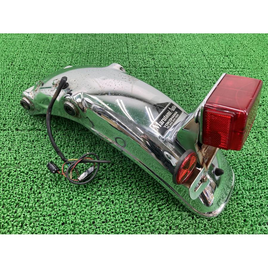 ヤマハSR400純正リアフェンダー　中古品 ヤマハ発動機 SR400 リアフェンダー ヤマハ 純正 中古 バイク