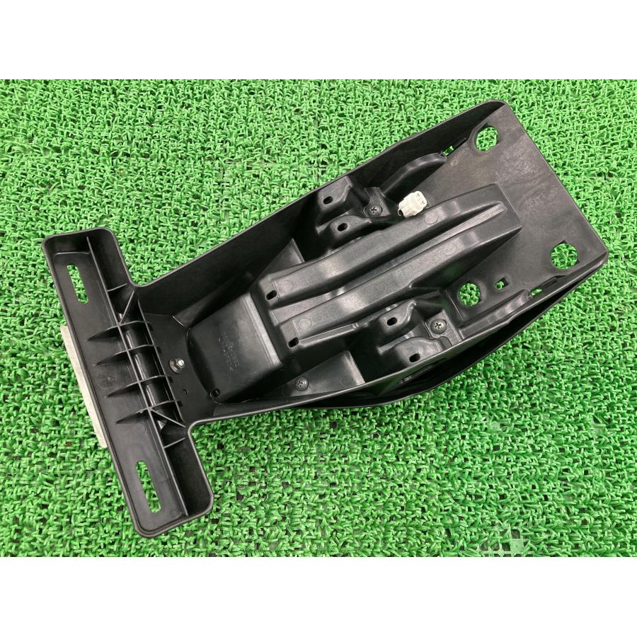 カワサキ（Kawasaki） Z900RS リアフェンダー 35019-0662 純正 中古