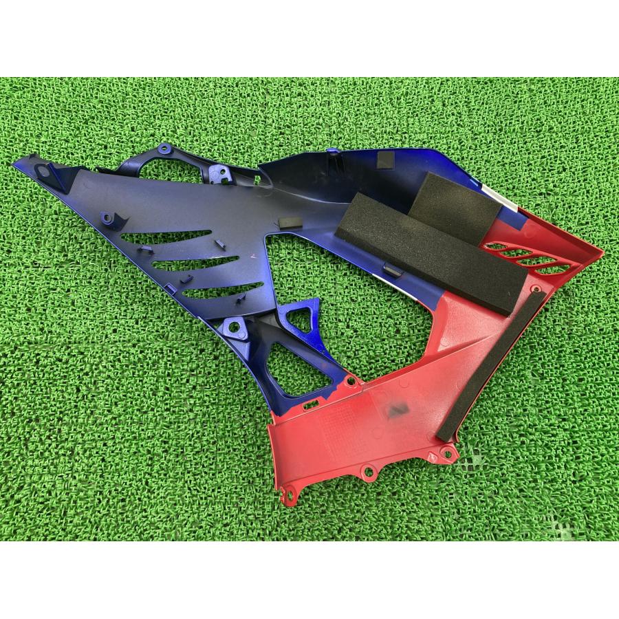 ホンダ（HONDA） CBR1000RR-RSP サイドカウル 右 青/赤 64312-MKR-D100