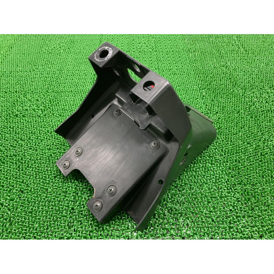 ゼファーカイ リアフェンダー 35023-1549 カワサキ 純正 中古 バイク 部品 ZR400G ゼファーχ 割れ欠けなし ノーマルフェンダー 69 カワサキ（Kawasaki） ゼファーカイ リアフェンダー 35023-1549 純正