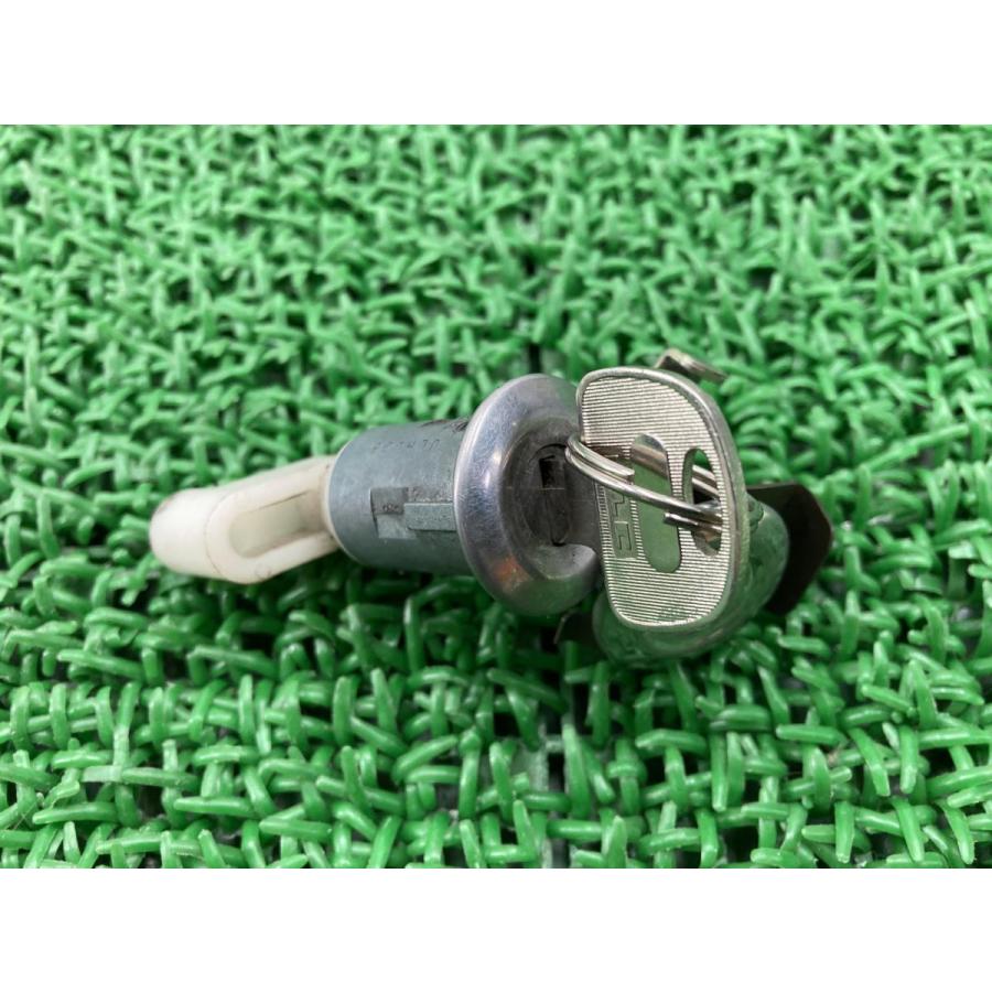 ホンダ（HONDA） ディオ シートロック 純正 中古 バイク 部品