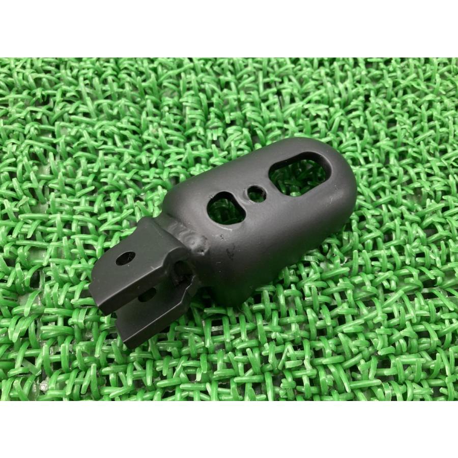 ハイパーモタード1100 ステップペグ 右 46410501A ドゥカティ 純正 新品 未使用 フロントフットレスト ハイパーモタード1100S 32 ハイパーモタード1100 ステップペグ 右 46410501A ドゥカティ 純正