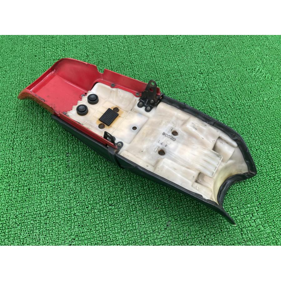 ホンダ（HONDA） CB250RS シート 77210-471-0100 純正 中古 バイク