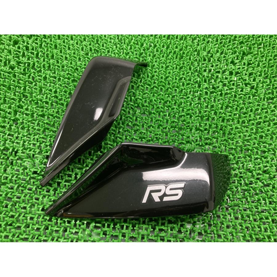 スピードトリプルRS ヘッドライトカバー 左右 黒M 2311896/2311897