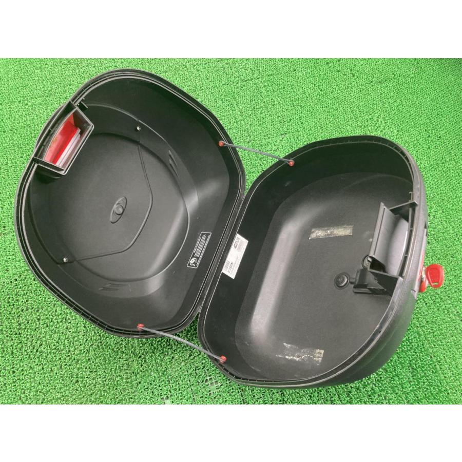 GIVI製 トップケース 社外 中古 バイク 部品 E350 FLOW 35L 割れ欠け