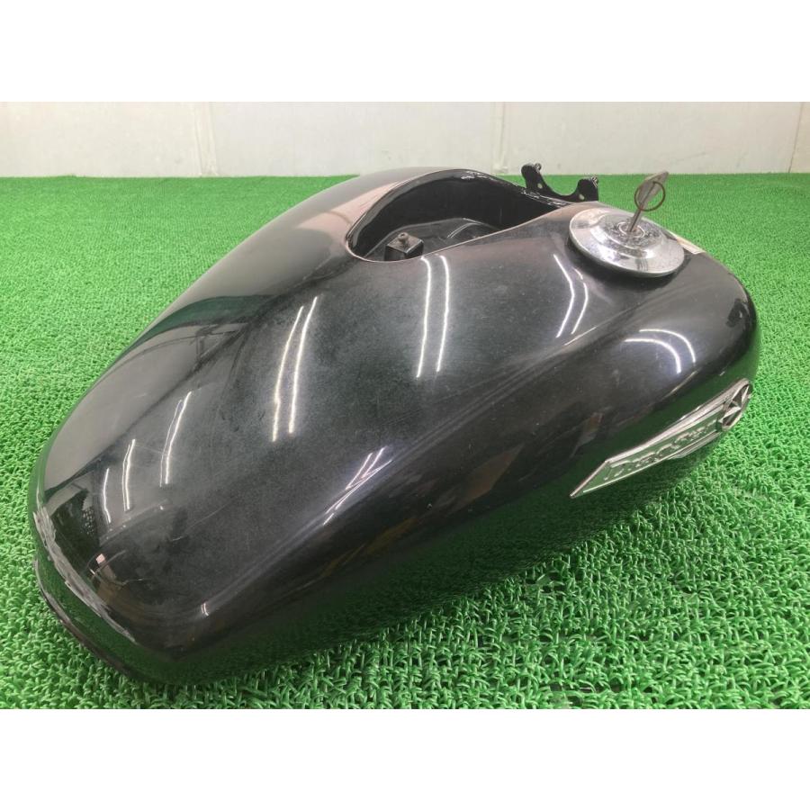 ドラッグスター400 タンク 黒 ヤマハ 純正 中古 バイク 部品 4TR クラシックにも 穴あき無し 修復素材に キャップ・コック付き 59