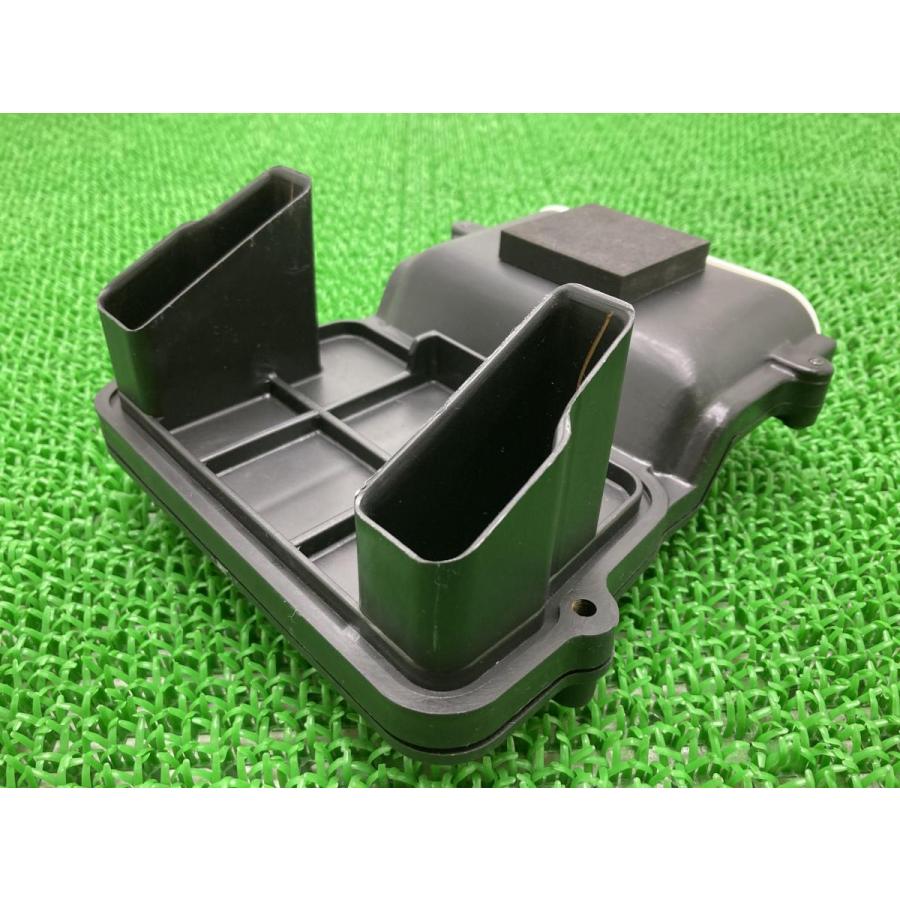 JZX110 1JZ-GTE 純正エアクリーナーBOX 割れなし。 Z1000.07-09年純正エアクリーナーボックス.エアクリZRT00B割れなし