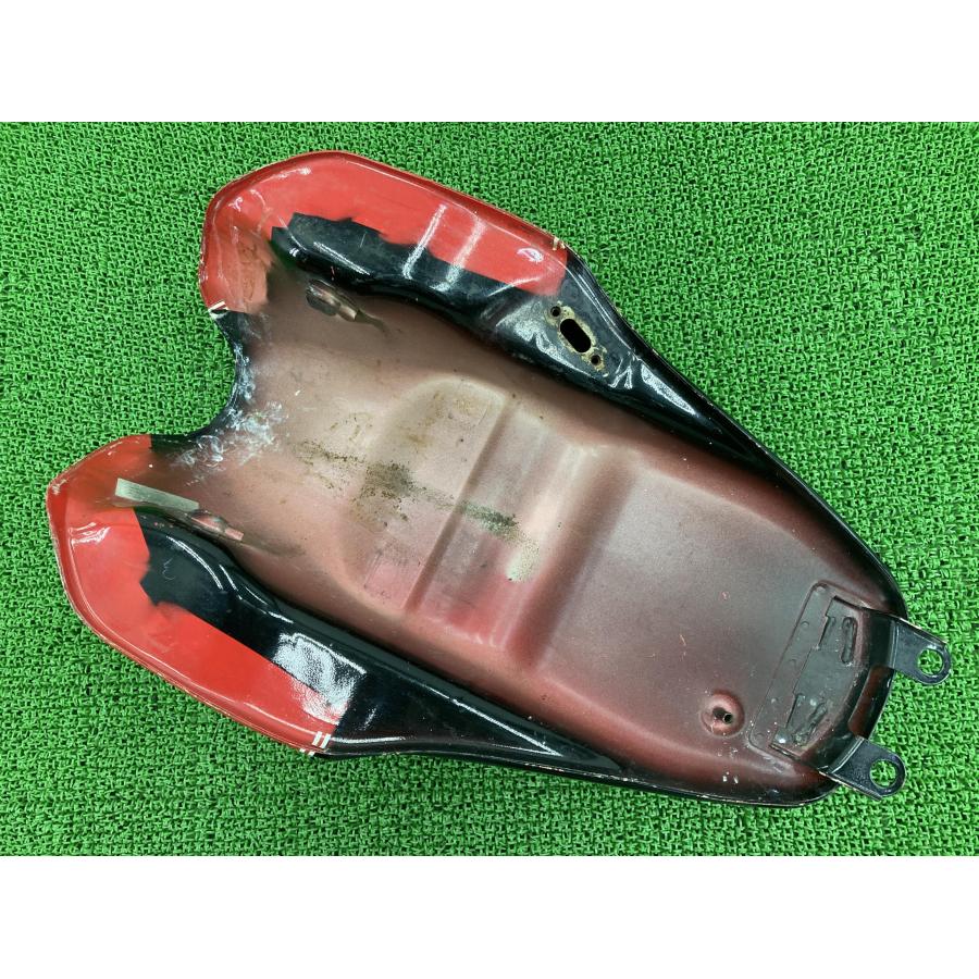 スズキ GSX400インパルス タンク 黒/赤 純正 中古 バイク 部品 スズキ GSX400インパルス タンク 黒/赤 純正 中古 バイク 部品