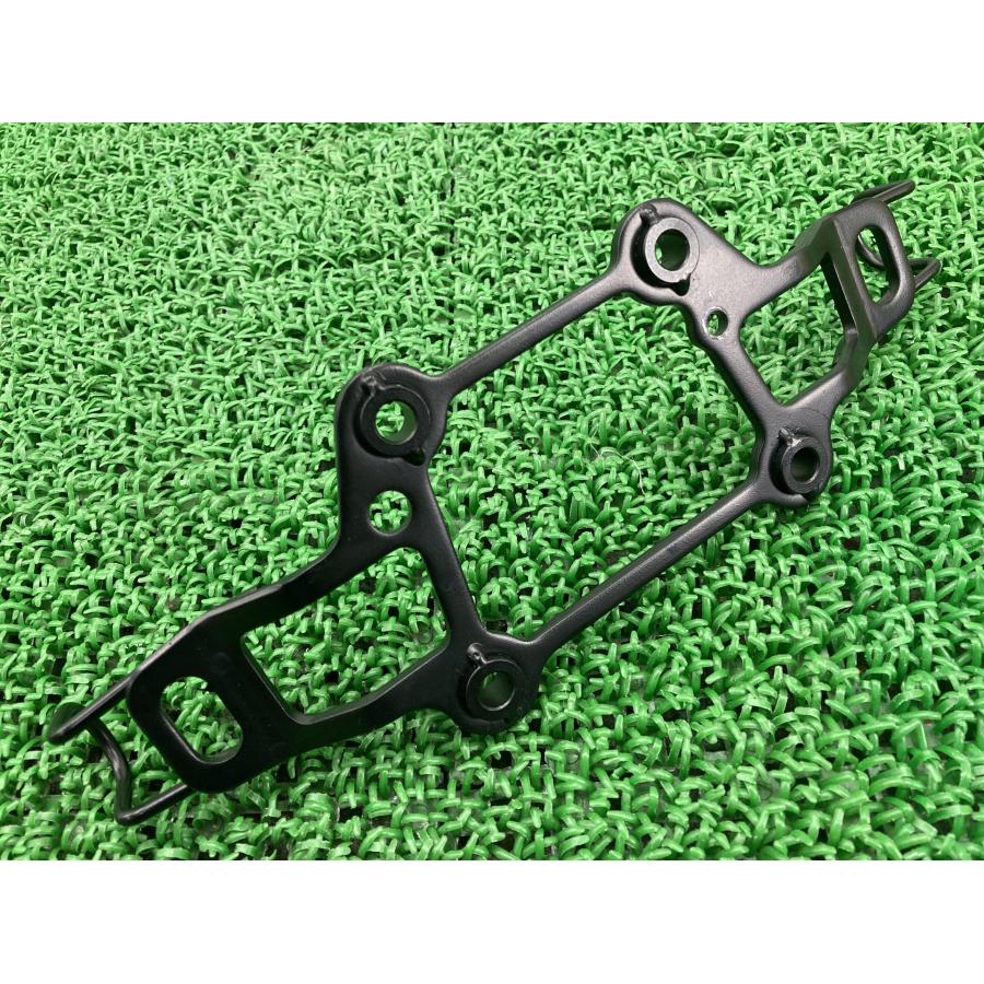カワサキ（Kawasaki） Z900RS 荷掛けフック 純正 中古 バイク 部品 美