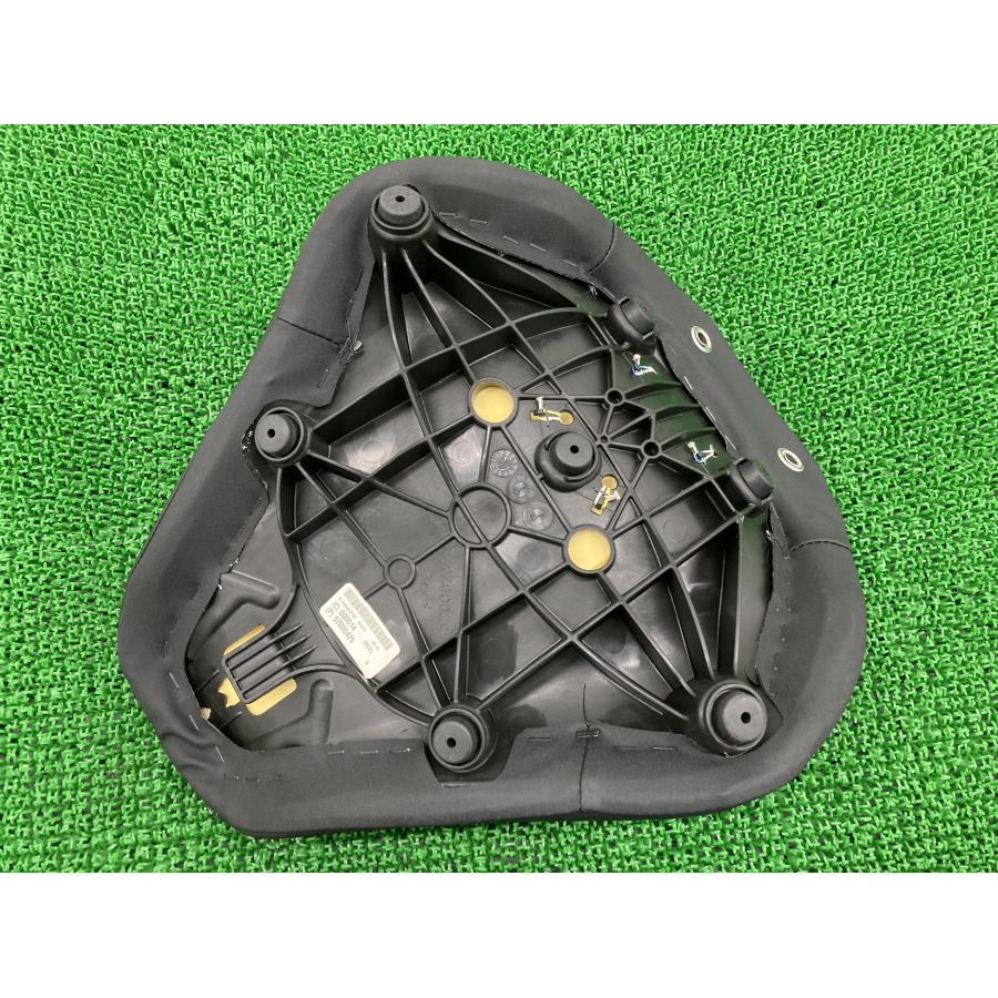 FXBRS1870 シート 52000425 ハーレー 純正 中古 バイク 部品 ブレイク