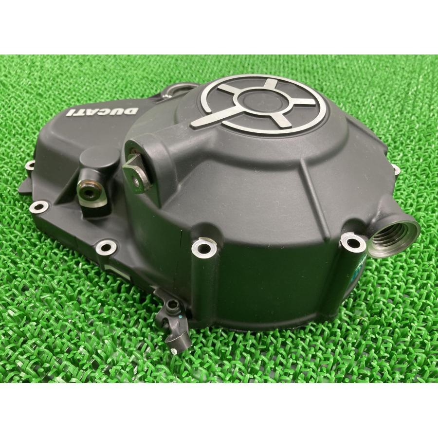 スクランブラーフルスロットル エンジンカバー 243.3.142.1C ドゥカティ 純正 バイク 部品 2015年式外し クラッチカバー 【中古】 36 スクランブラーフルスロットル エンジンカバー 243.3.142.1C