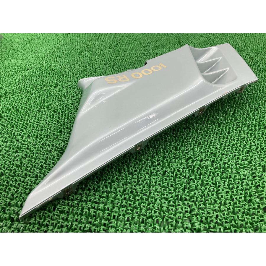 K100RS サイドカバー 右 青銀 BMW 純正 中古 バイク 部品 2004年外し 修復素材に 割れ欠け無し 品薄 希少品 車検 Genuine :22213018:ティーエスパーツ 通販 K100RS サイドカバー 左 青銀 BMW 純正 バイク 部品 2004年外し 修復素材やペイント素材に 品薄 希少品 車検 Genuine