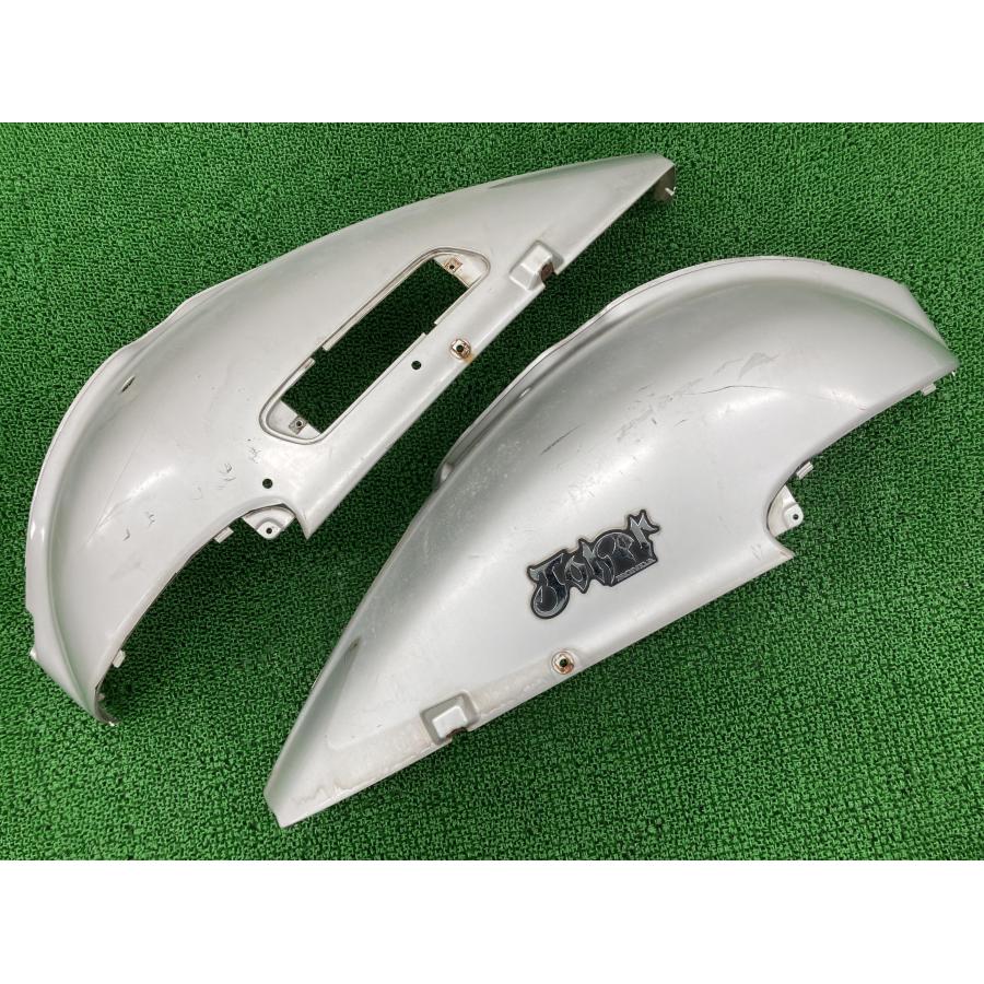 専用です フォルツァ ガーニッシュサイドカバー 右 在庫有 即納 ホンダ 純正