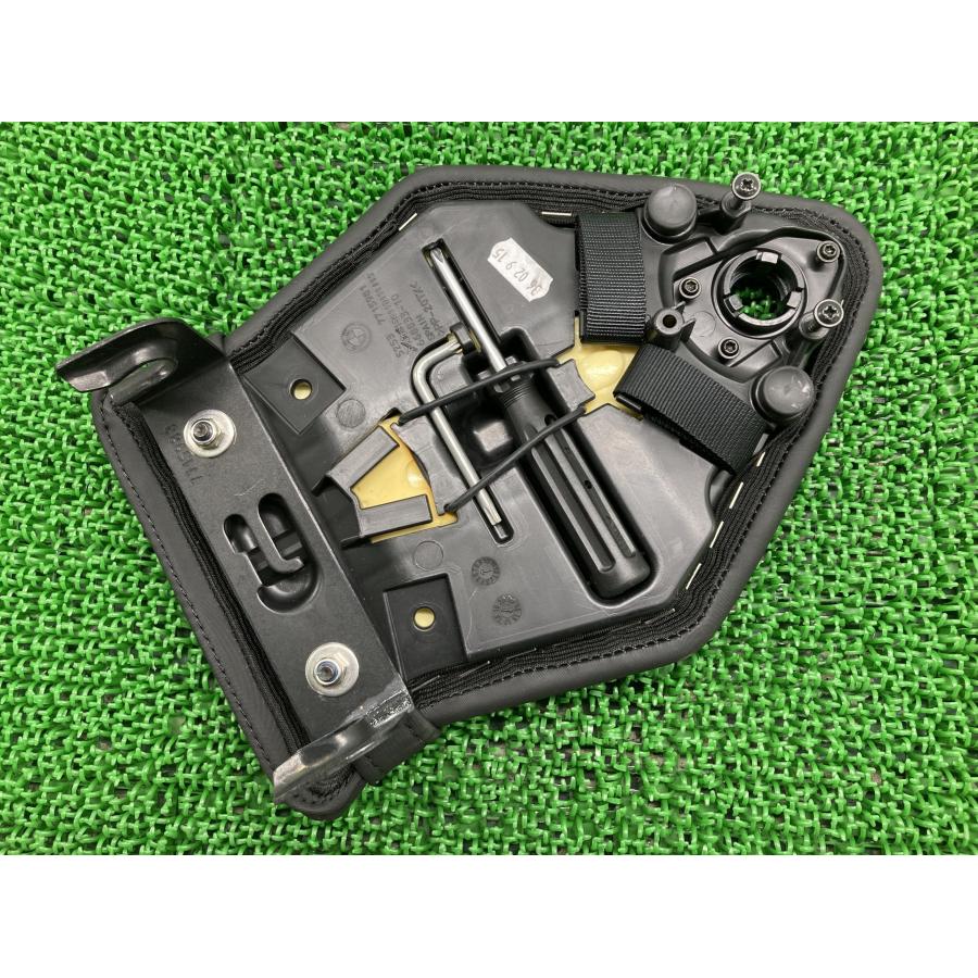 S1000RR タンデムシート 668833-10 WB10D1006GZ335*** BMW 純正 中古