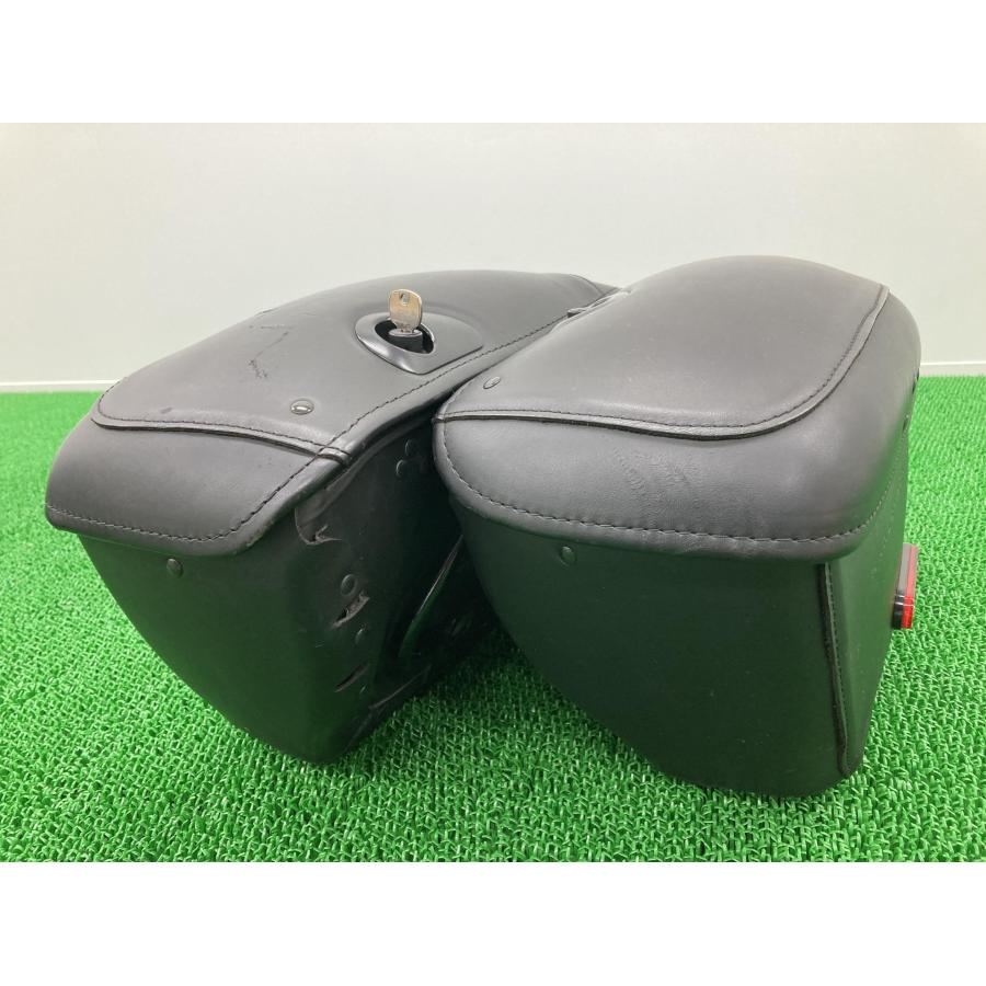 ソフテイル サイドバッグ 左右 53061-00B ハーレー 純正 中古 00 ソフテイル サイドバッグ 左右 53061-00B ハーレー 純正 中古 00