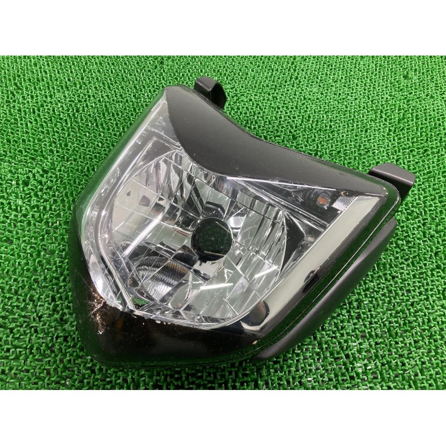 プレート　2枚セット ヤマハ発動機 FZ1 ヘッドライト 100-31961 ヤマハ 純正 中古 バイク