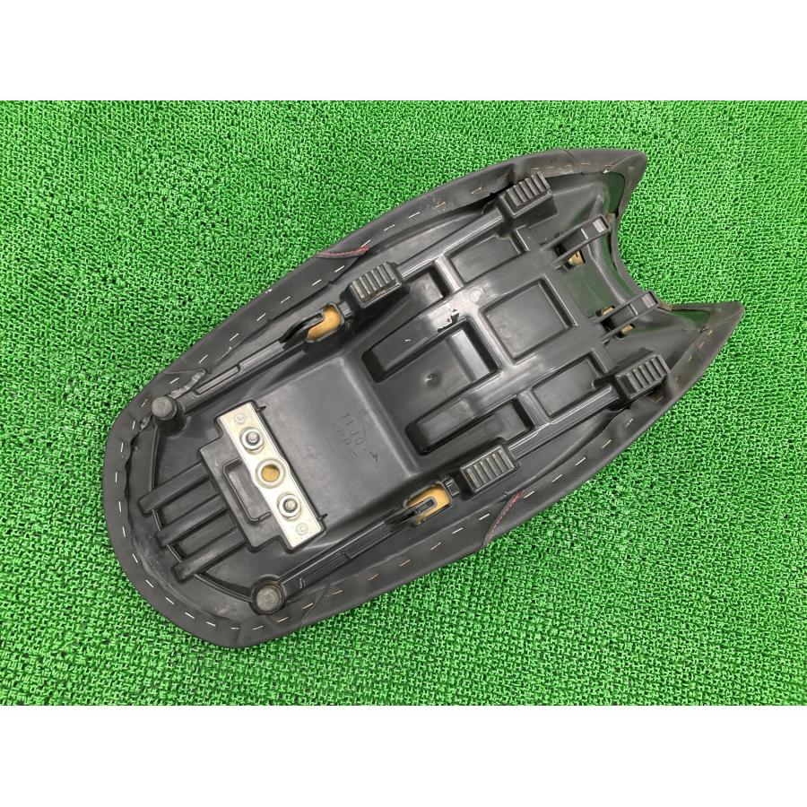 スズキ（SUZUKI） Vストローム650 シート 11J0 純正 中古 バイク 部品