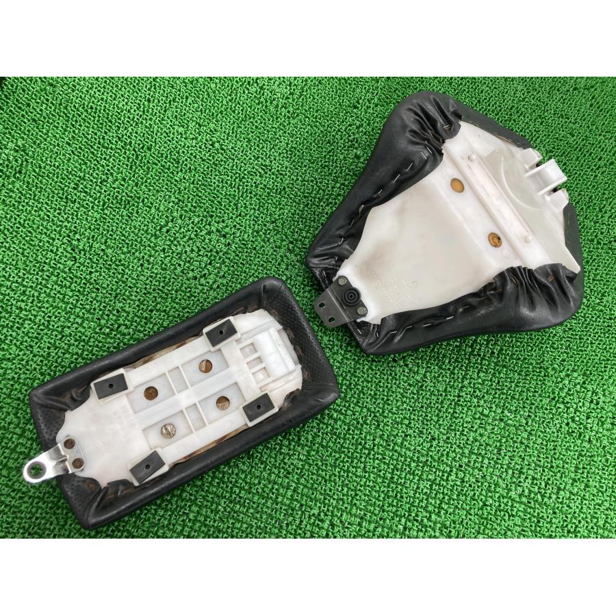 ドラッグスター400 シート 4TR ヤマハ 純正 バイク 部品 VH01J XVS400 DragStar400 ノンスリップシート 破れ無し 【中古】 53 ヤマハ発動機 ドラッグスター400 シート 4TR ヤマハ 純正 中古 バイク