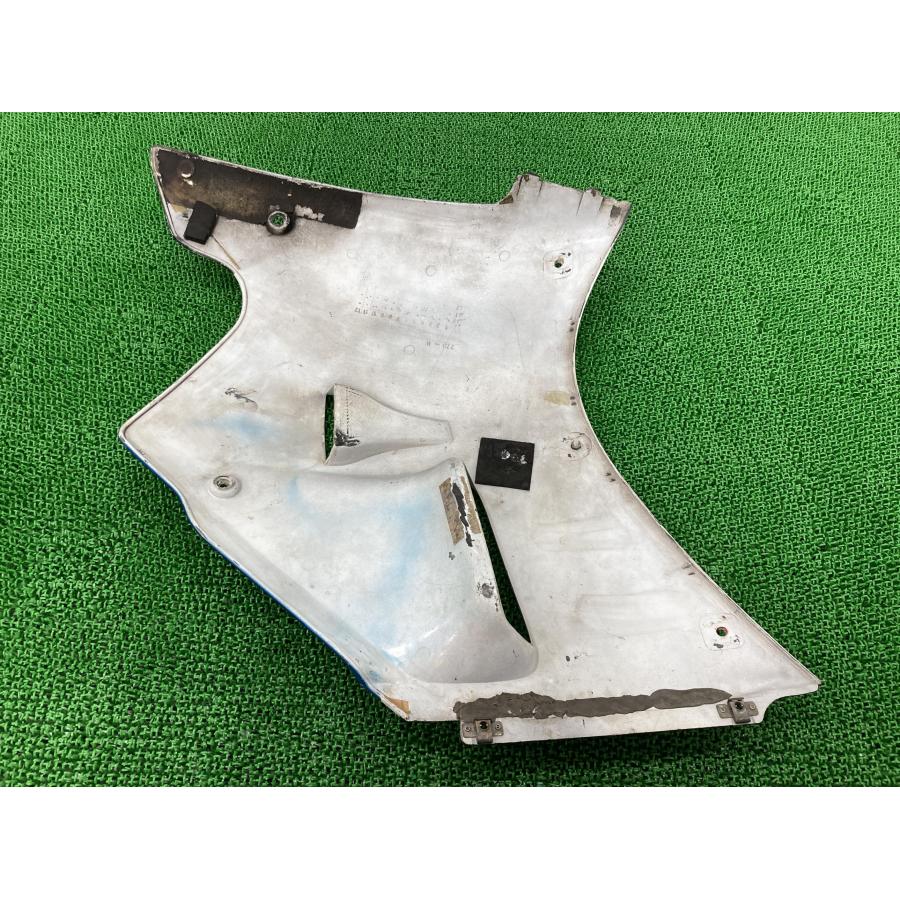 スズキ（SUZUKI） RGV250ガンマ サイドカウル 右 白/黒 22D 純正 中古