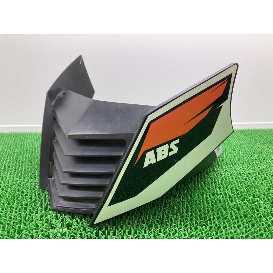 200デューク アンダーカウル 901.08.020.000 KTM 純正 中古 バイク
