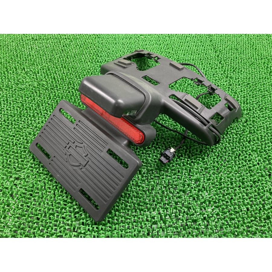 FXBRS1870 リアフェンダー 67900370 ハーレー 純正 中古 バイク 部品