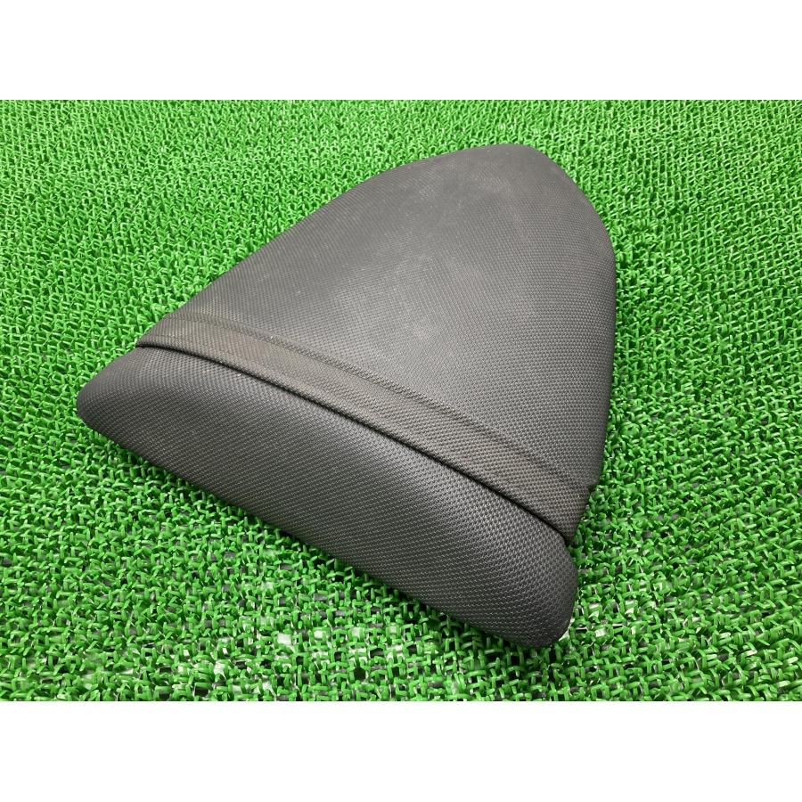 カワサキ ZX-6R タンデムシート 53066-0085 純正 中古 バイク カワサキ ZX-6R タンデムシート 53066-0085 純正 中古 バイク