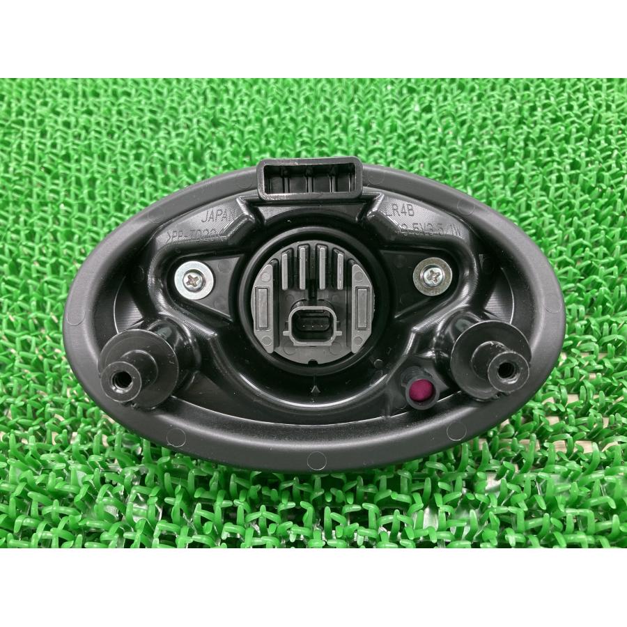 カワサキ（Kawasaki） Z900RS テールランプ 220-40297 純正 中古