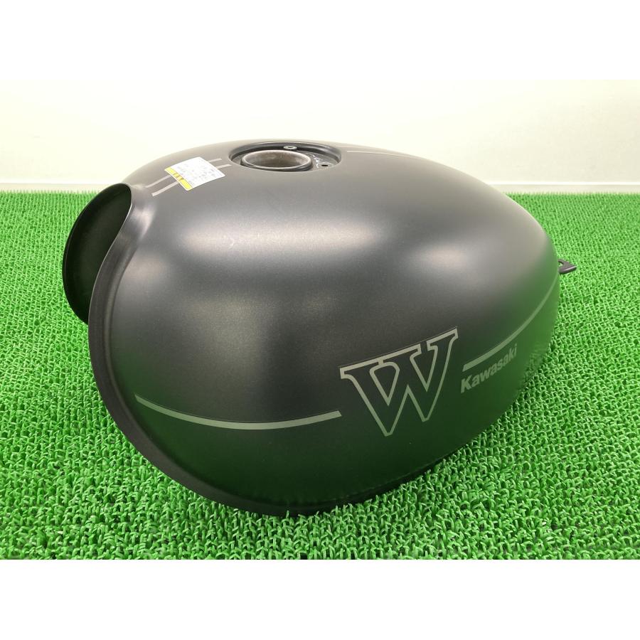 カワサキ W800 タンク 純正 中古 バイク 部品 EJ800A W800 カワサキ W800 タンク 純正 中古 バイク 部品 EJ800A W800
